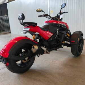 Amigo New 300cc EFI Tryker Trike Scooter, Fully Automatic with Reverse, 4-Stroke Single Cylinder, Water-Cooled, CARB Approved For Sale - Image 4